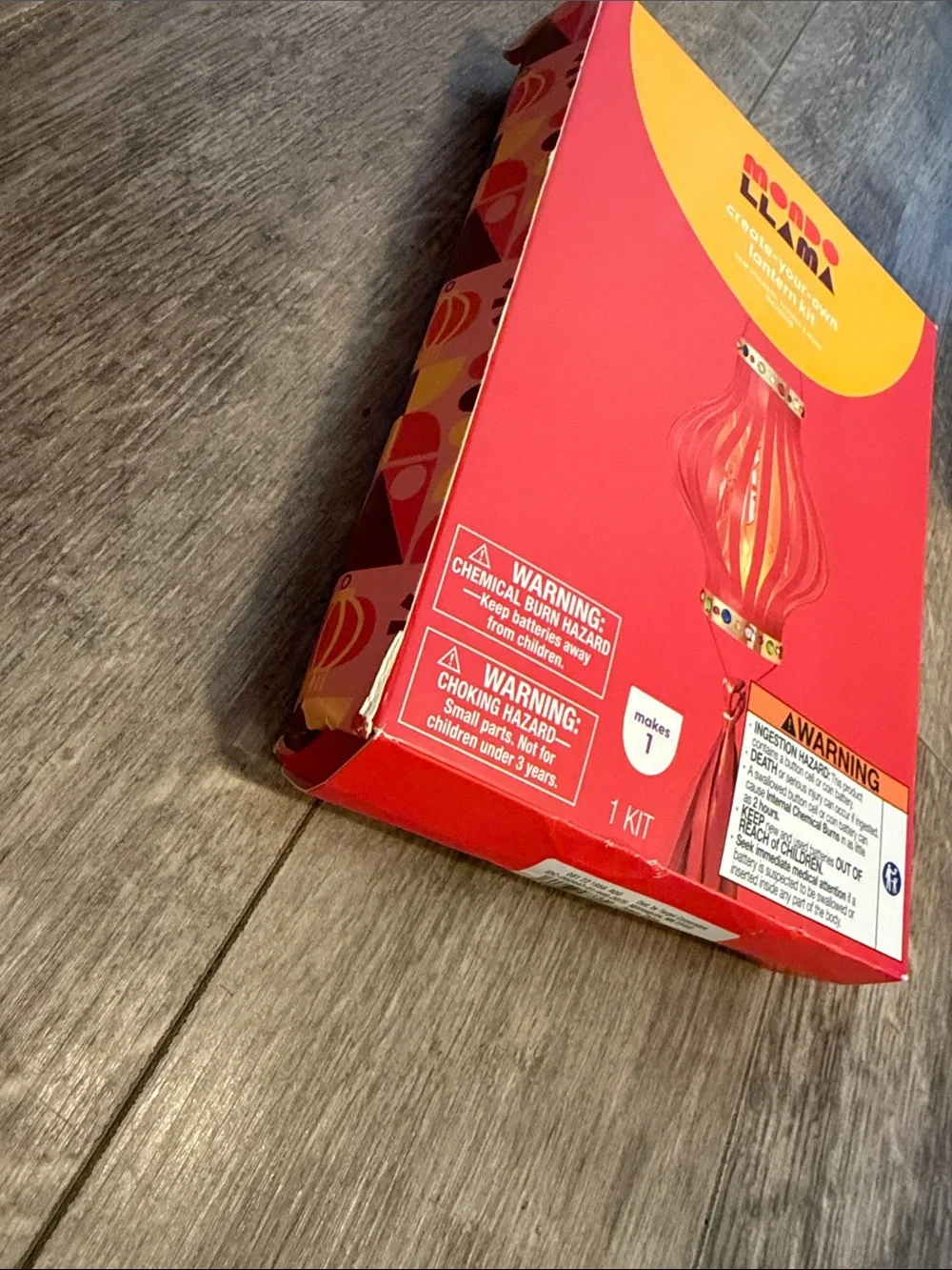 Mondo Llama Red Create-Your-Own Lantern Kit